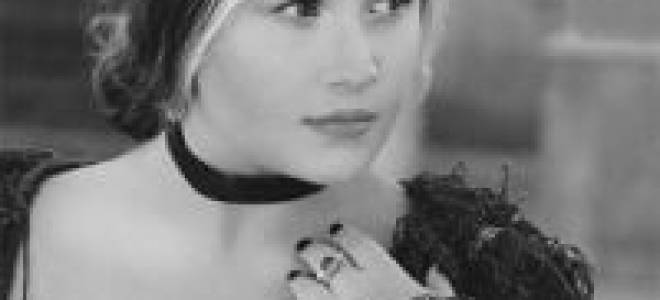 Накладывать накладные волосы. Трессы — накладные волосы на заколках. Прически с накладными волосами, хвостами, прядями и локонами