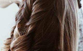 Уход за волосами зимой: полезные советы. Как восстановить волосы после зимы? Массаж головы для сохранения здоровья волос осенью